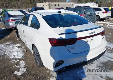 2022 Kia Forte Gt-Line из США, поврежденный, VIN 3KPF54AD0NE492113